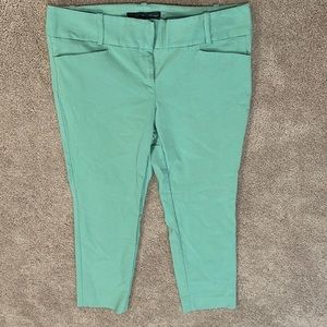 The Limited Ideal Stretch